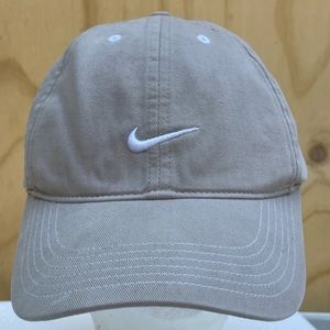 Nike Golf Hat,Men's adjustable back Strap,Embrodiered Swoosh Logo on the front,